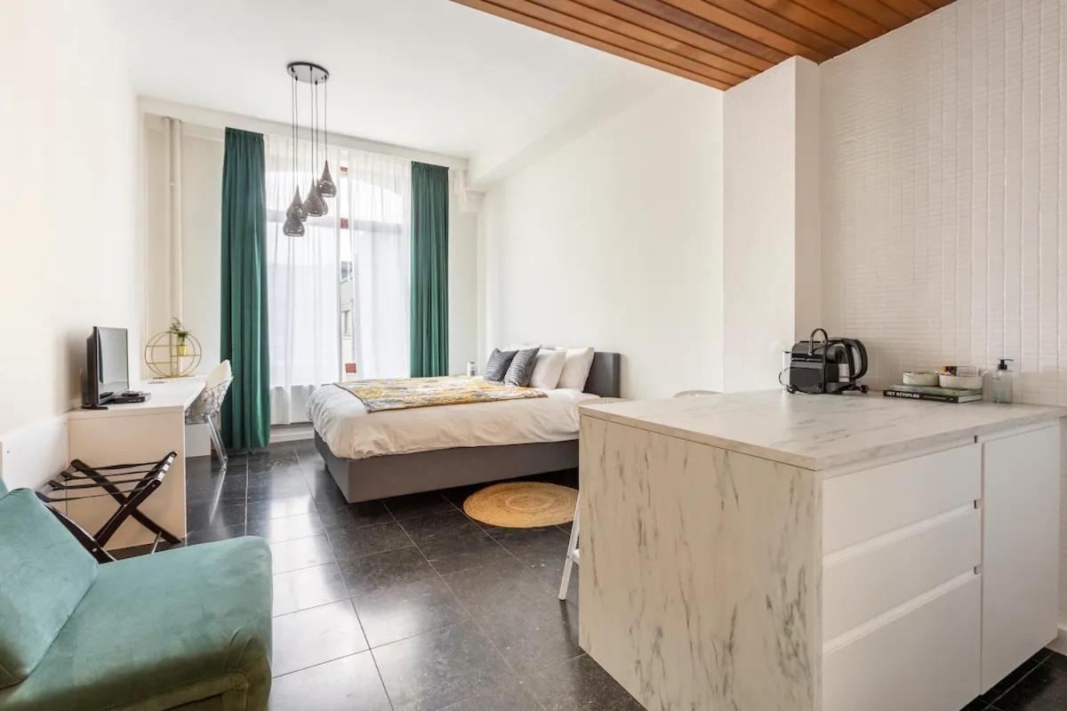 Riverview Studio In Historical Heart Of Antwerpen Eksteriør billede